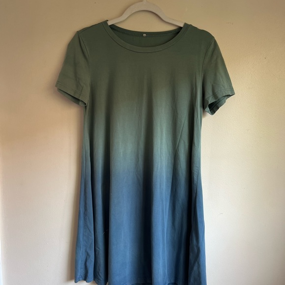Ombre T-shirt Dress - Picture 2 of 2